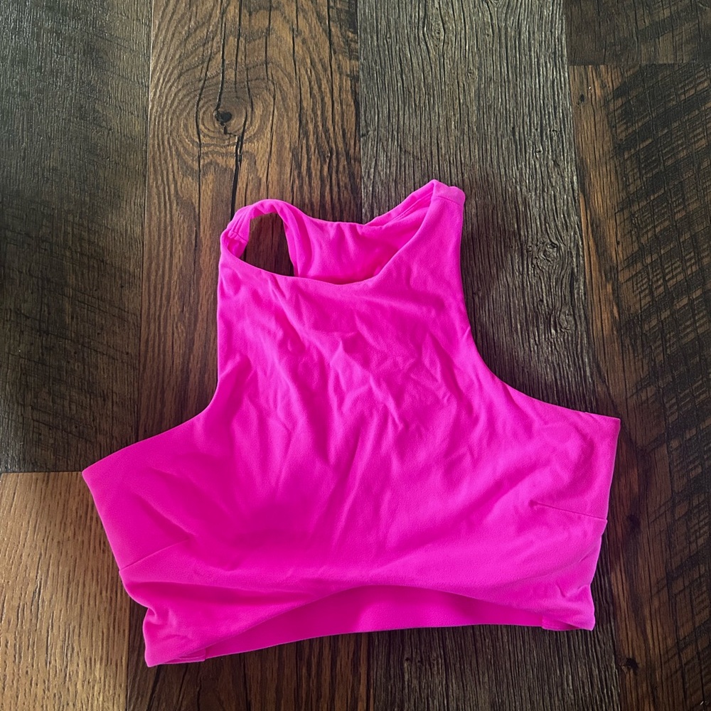 Alphalete bra